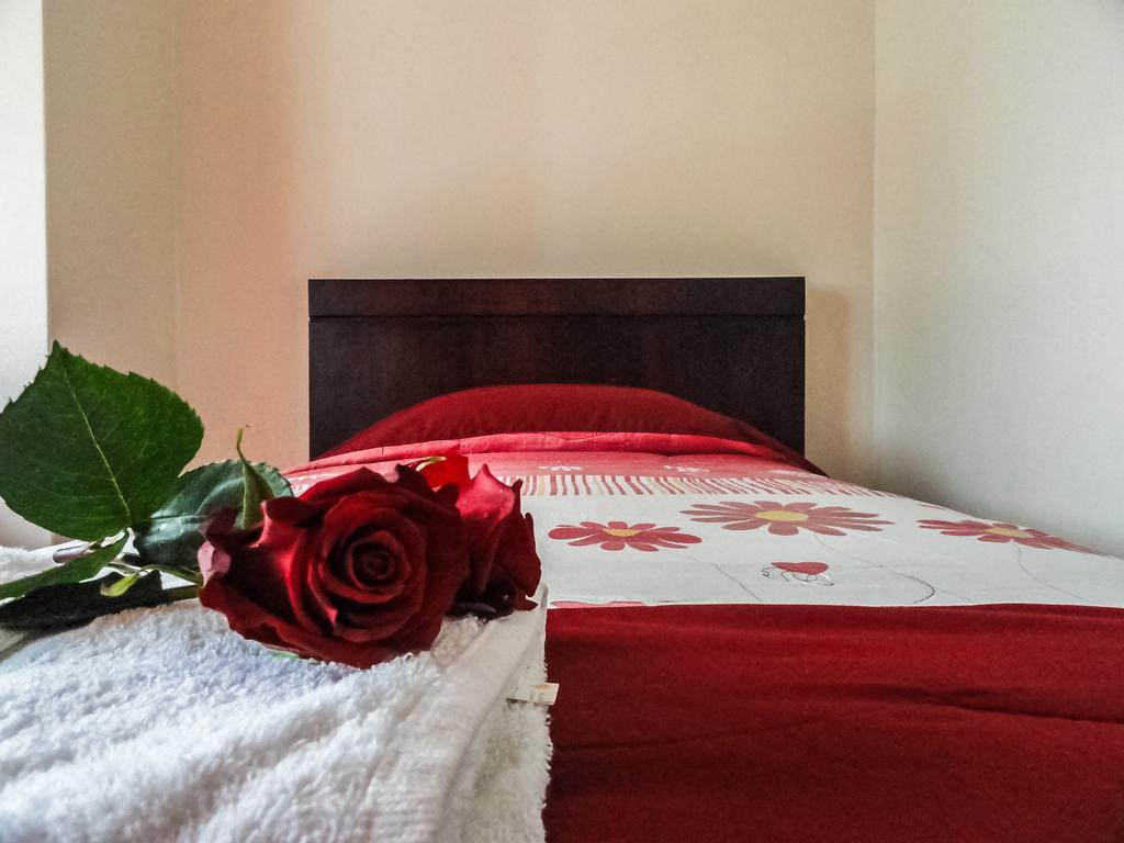 Hostal La Rosa Otavalo Exteriör bild