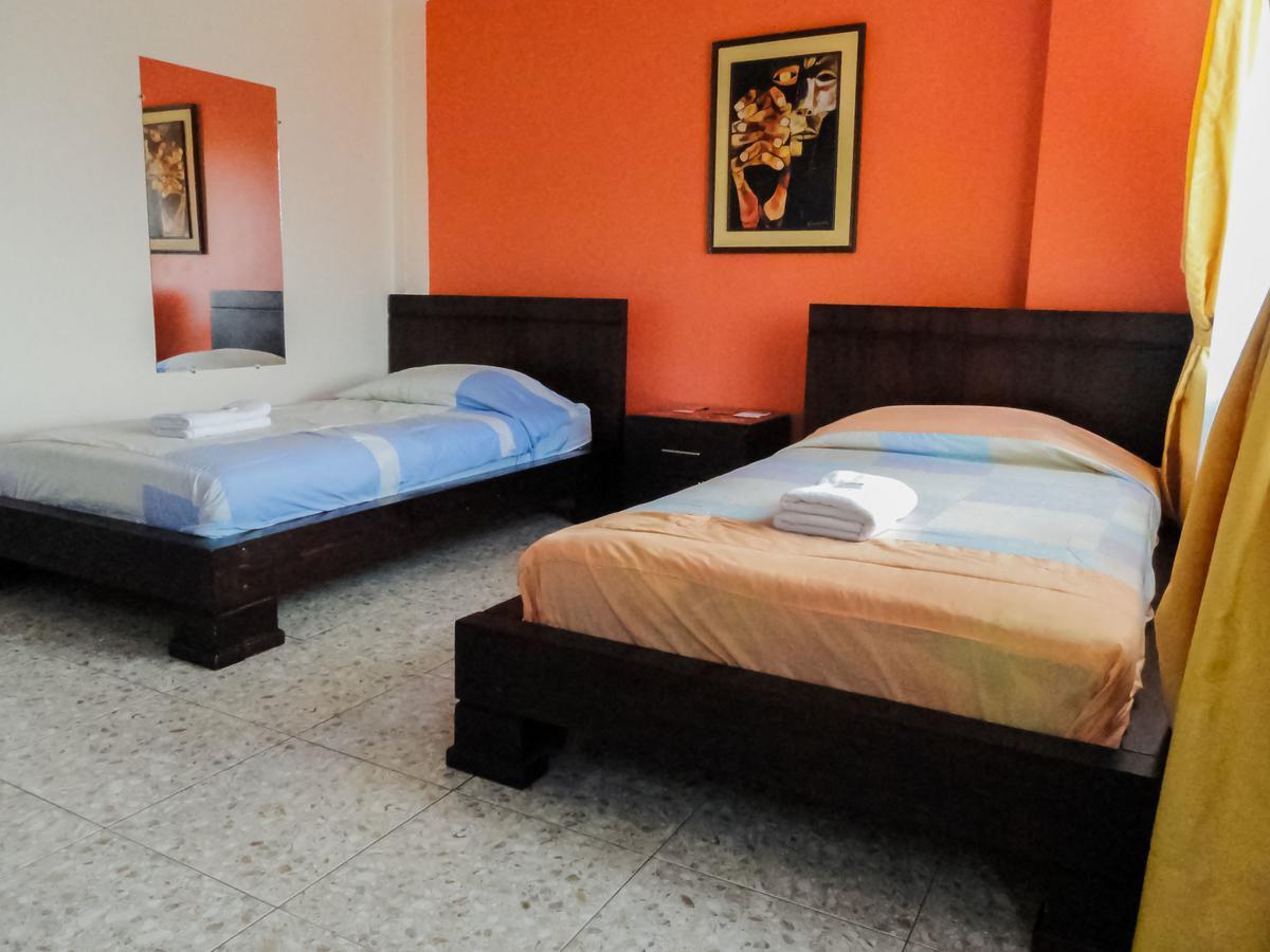 Hostal La Rosa Otavalo Exteriör bild
